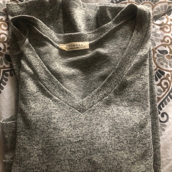 Silver 👚 - Picture 9 of 9